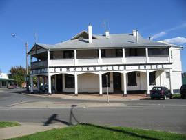 Commonwealth Hotel - Accommodation in Brisbane 0