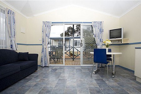 Crestview Top Tourist Park - Accommodation in Brisbane 2