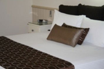 Comfort Inn & Suites Robertson Gardens - Accommodation in Brisbane 1