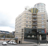 Seasons Darling Harbour - Accommodation in Brisbane