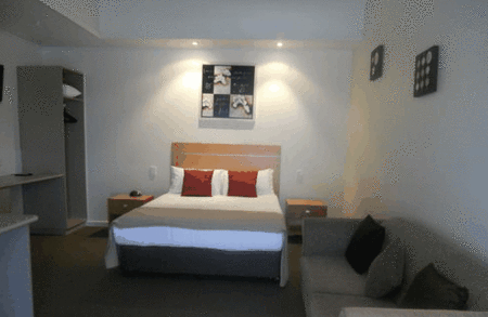 Burkes Hotel Motel - Accommodation in Brisbane 4