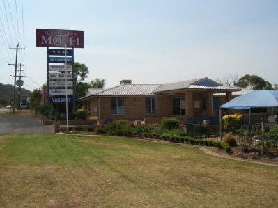 Woolomin NSW Accommodation in Brisbane