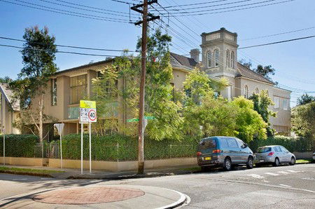 Cambridge Lodge - Accommodation in Brisbane 2