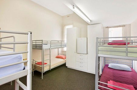 Cambridge Lodge - Accommodation in Brisbane 4