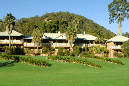 The Retreat At Wisemans - Accommodation in Brisbane