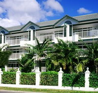 Costa Royale Beachfront Apartments - Accommodation in Brisbane