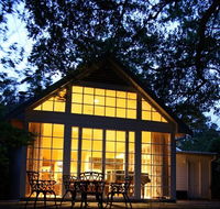 Bygone Beautys Cottages - Accommodation in Brisbane