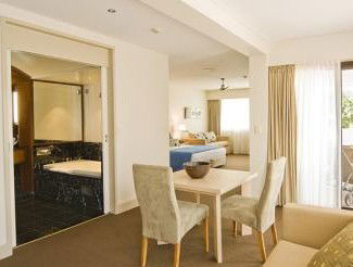 Waves Byron Bay - Accommodation in Brisbane 4