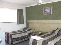 Hanging Rock Family Motel - Accommodation in Brisbane 1