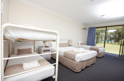 Island Palms Motor Inn - Accommodation in Brisbane 2