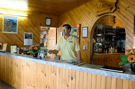 Barrier Reef Motel - Accommodation in Brisbane 5
