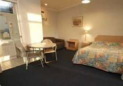 Orange Motor Lodge - Accommodation in Brisbane 0