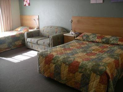 Country Comfort Orange - Accommodation in Brisbane 0