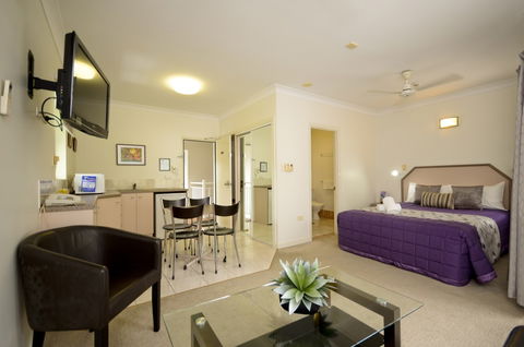 Reef Palms - Accommodation in Brisbane 1