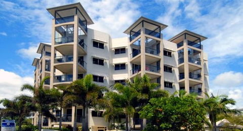 Raffles Mooloolaba - Accommodation in Brisbane 0