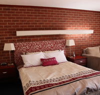 Carnegie Motor Inn and Serviced Apartments - Accommodation in Brisbane