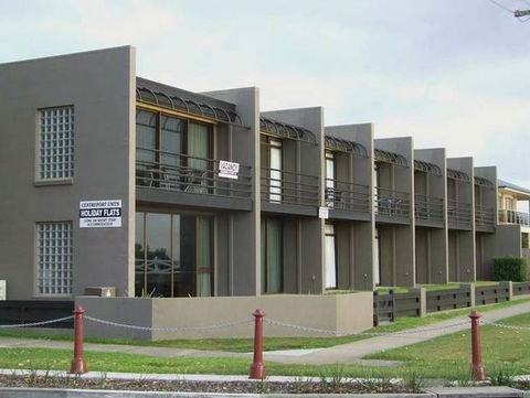 Centreport Units - Accommodation in Brisbane 0