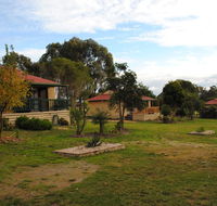 Lakes Entrance Country Cottages - Accommodation in Brisbane