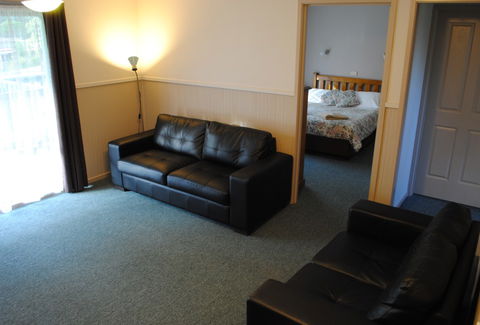 Lakes Entrance Country Cottages - Accommodation in Brisbane 1