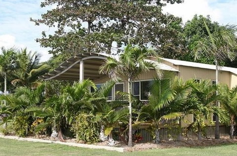 BIG4 Rollingstone Beach Caravan Resort - Accommodation in Brisbane 0