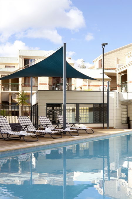 Mont Clare Boutique Apartments - Accommodation in Brisbane 4
