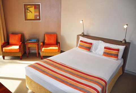 Waters Edge The Strand - Townsville - Accommodation in Brisbane 3