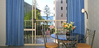 Surf Dance Holiday Units - Accommodation in Brisbane 0