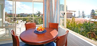 Surf Dance Holiday Units - Accommodation in Brisbane 2