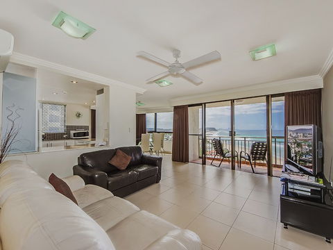 Princess Palm On The Beach - Accommodation in Brisbane 5