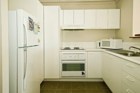 Bay Lodge Apartments - Accommodation in Brisbane 1