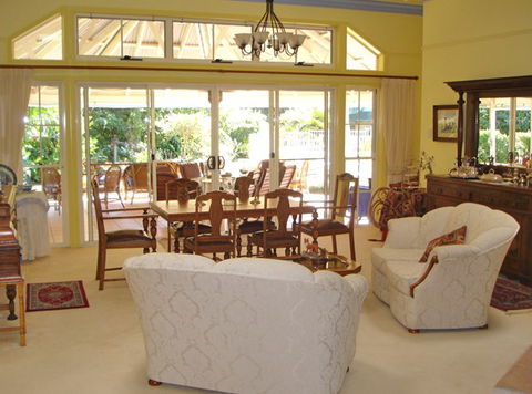 Noosa Valley Manor - Bed And Breakfast - Accommodation in Brisbane 3