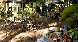 Tropic Towers Apartments - Accommodation in Brisbane 3