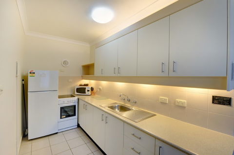 Absolute Beachfront Smugglers On The Beach - Accommodation in Brisbane 2