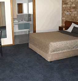 Clare Central Motel - Accommodation in Brisbane 1