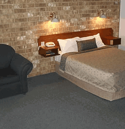 Clare Central Motel - Accommodation in Brisbane 2