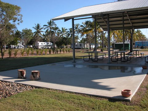 Bowen Village Caravan & Tourist Park - Accommodation in Brisbane 3