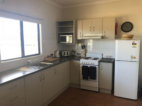 Sundowner Cabin And Tourist Park - Accommodation in Brisbane 6