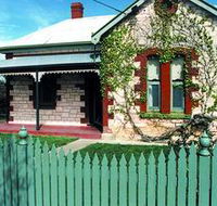 Naracoorte Cottages - Smith Street Villa - Accommodation in Brisbane
