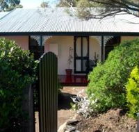 Jasmine's Cottage - Accommodation in Brisbane