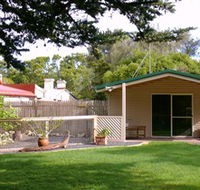 Shiralea Country Cottage - Accommodation in Brisbane
