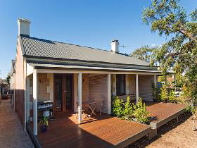 Strathalbyn Villas - Accommodation in Brisbane 0