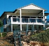 Top Deck Cliff House - Accommodation in Brisbane