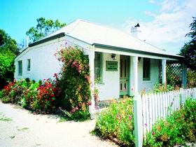 Sarah's Cottage - Accommodation in Brisbane 0