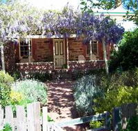 Sea  Vines Cottage - Accommodation in Brisbane