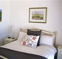 ArtWine Cottages - Accommodation in Brisbane
