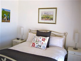 ArtWine Cottages - Accommodation in Brisbane 0