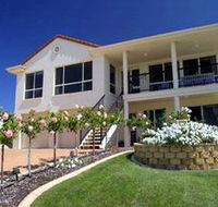 Scenic Encounter Bed and Breakfast - Accommodation in Brisbane