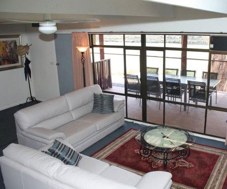 River Shack Rentals - The River Classic - Accommodation in Brisbane 1