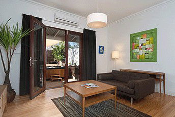 Strathalbyn Villas - Accommodation in Brisbane 2