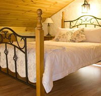 The Old Oak Bed and Breakfast - The Barn - Accommodation in Brisbane